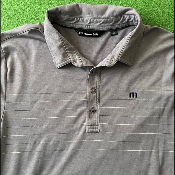XL Travis Mathew Polo Bundle - Picture 2 of 4